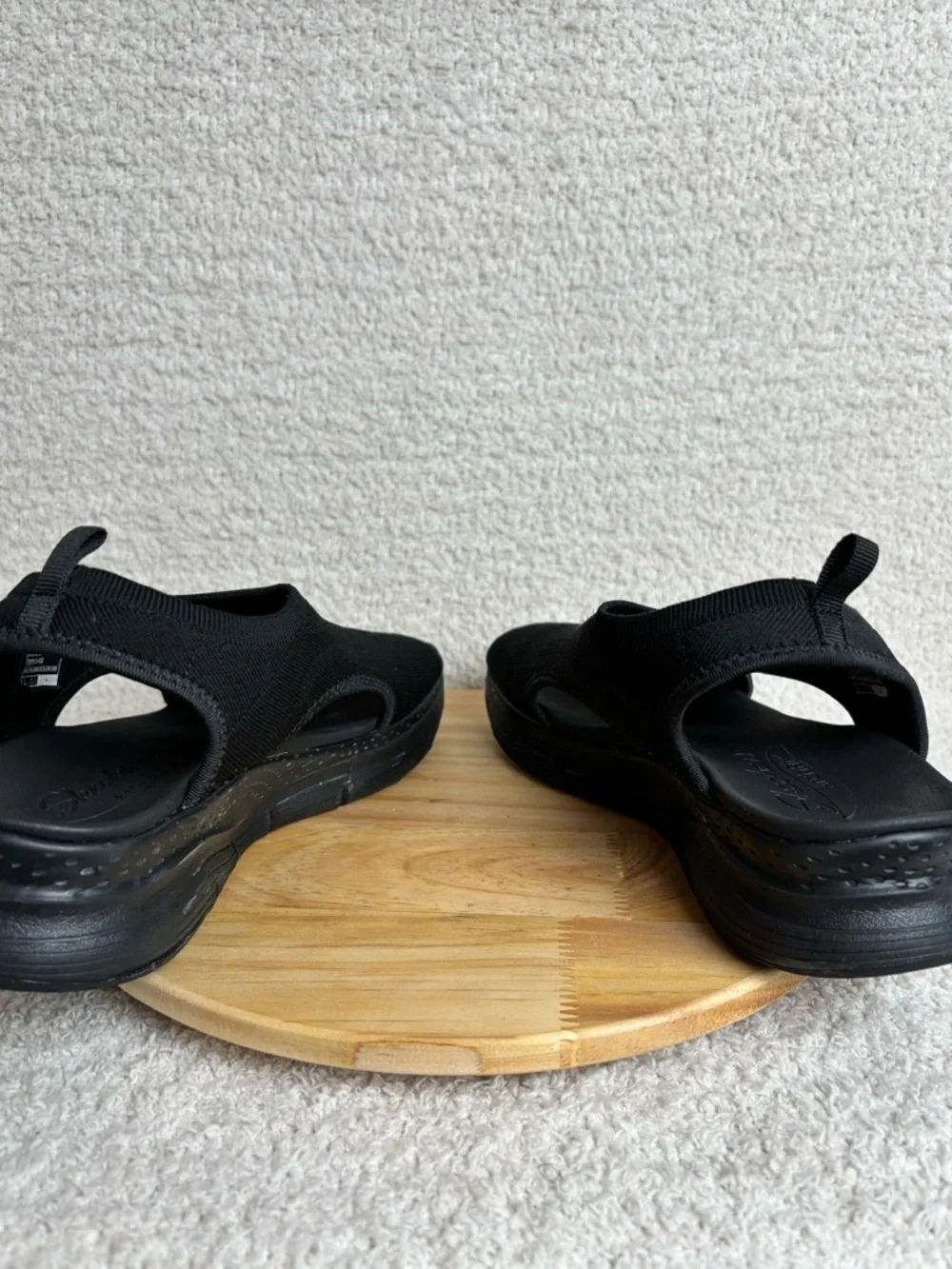 Skechers Sandals Womens 10 Black Arch Fit City Catch Open Toe